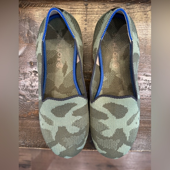 Rothy’s - Picture 1 of 6